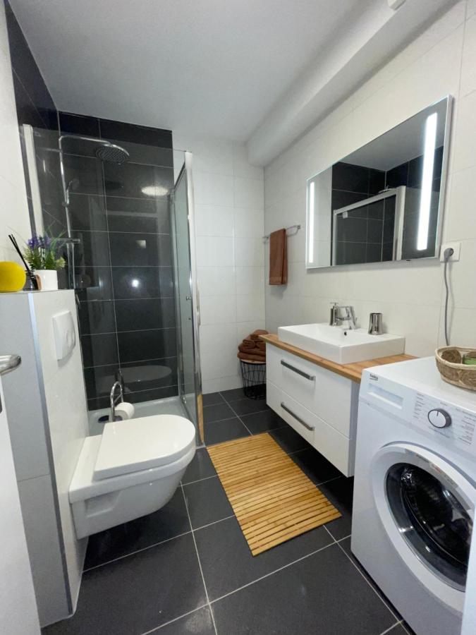 Ferienwohnung Linda Incl Pool, Sauna & Tiefgarage バート・ハルツブルク エクステリア 写真